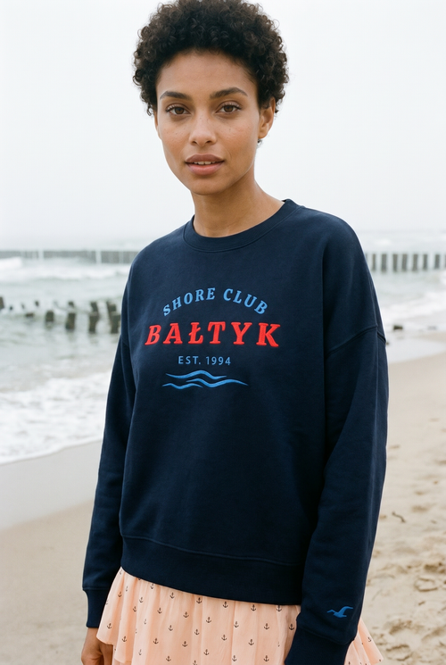 FALA Heritage Sweatshirt Deep Baltic in Relaxed Fit an der Ostsee
